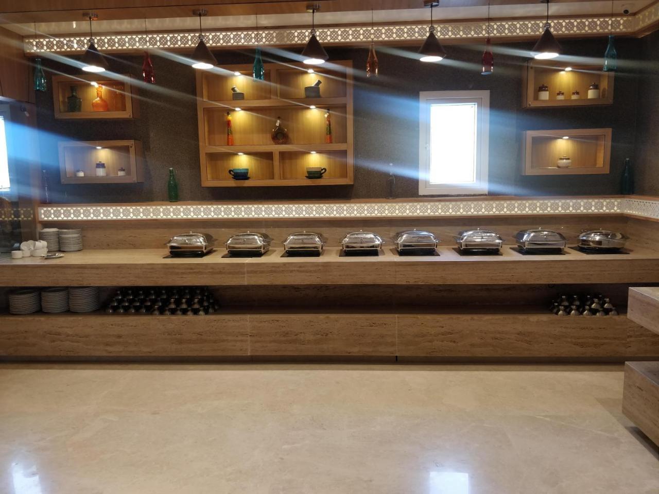 Shivas Galaxy Hotel Devanahalli Eksteriør billede