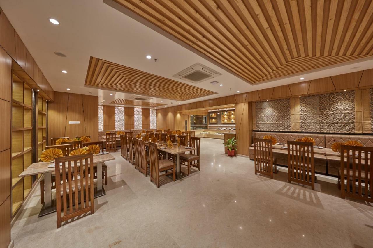 Shivas Galaxy Hotel Devanahalli Eksteriør billede