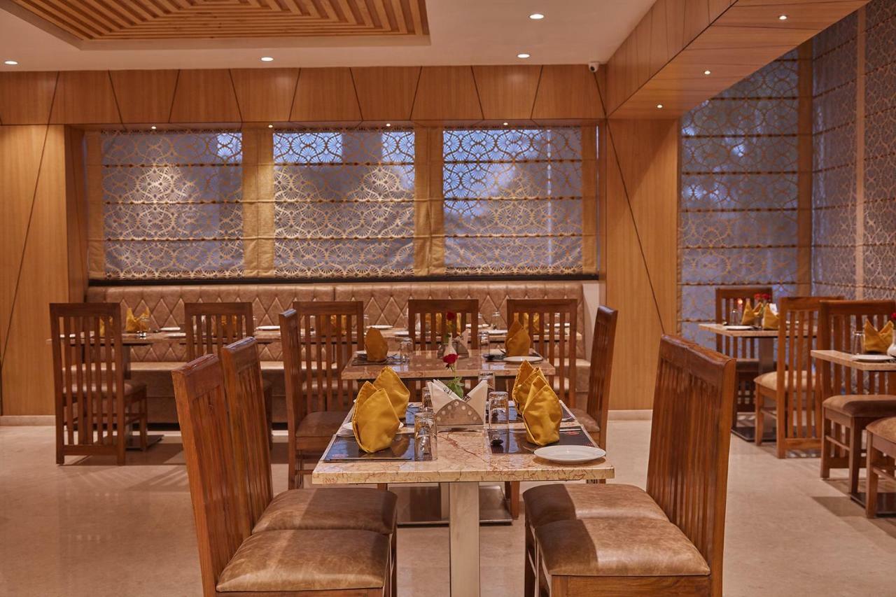 Shivas Galaxy Hotel Devanahalli Eksteriør billede